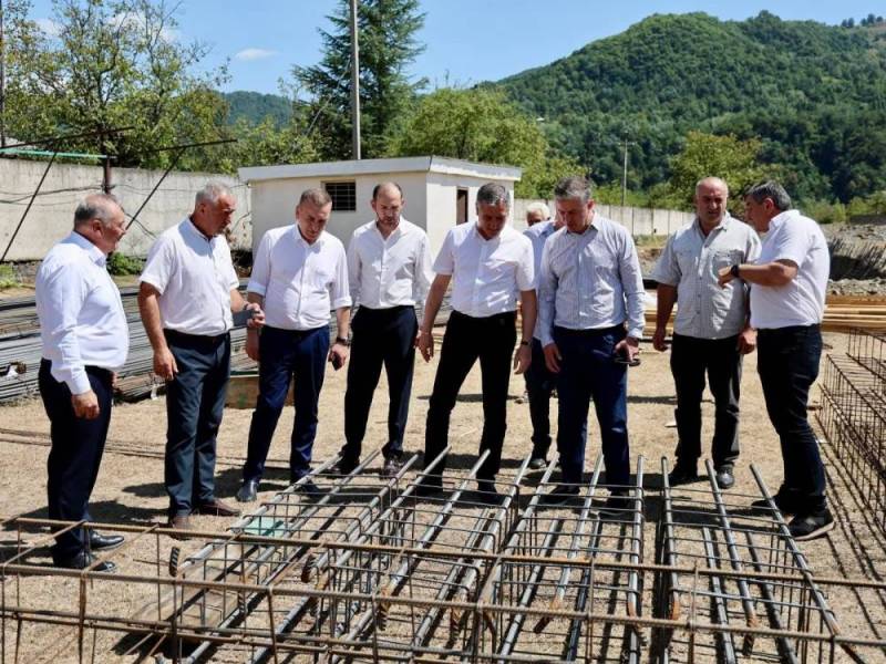 რაჭა-ლეჩხუმ ქვემო სვანეთის სახელმწიფო რწმუნებულმა პაპუნა მარგველიძემ, რაჭა-ლეჩხუმ...